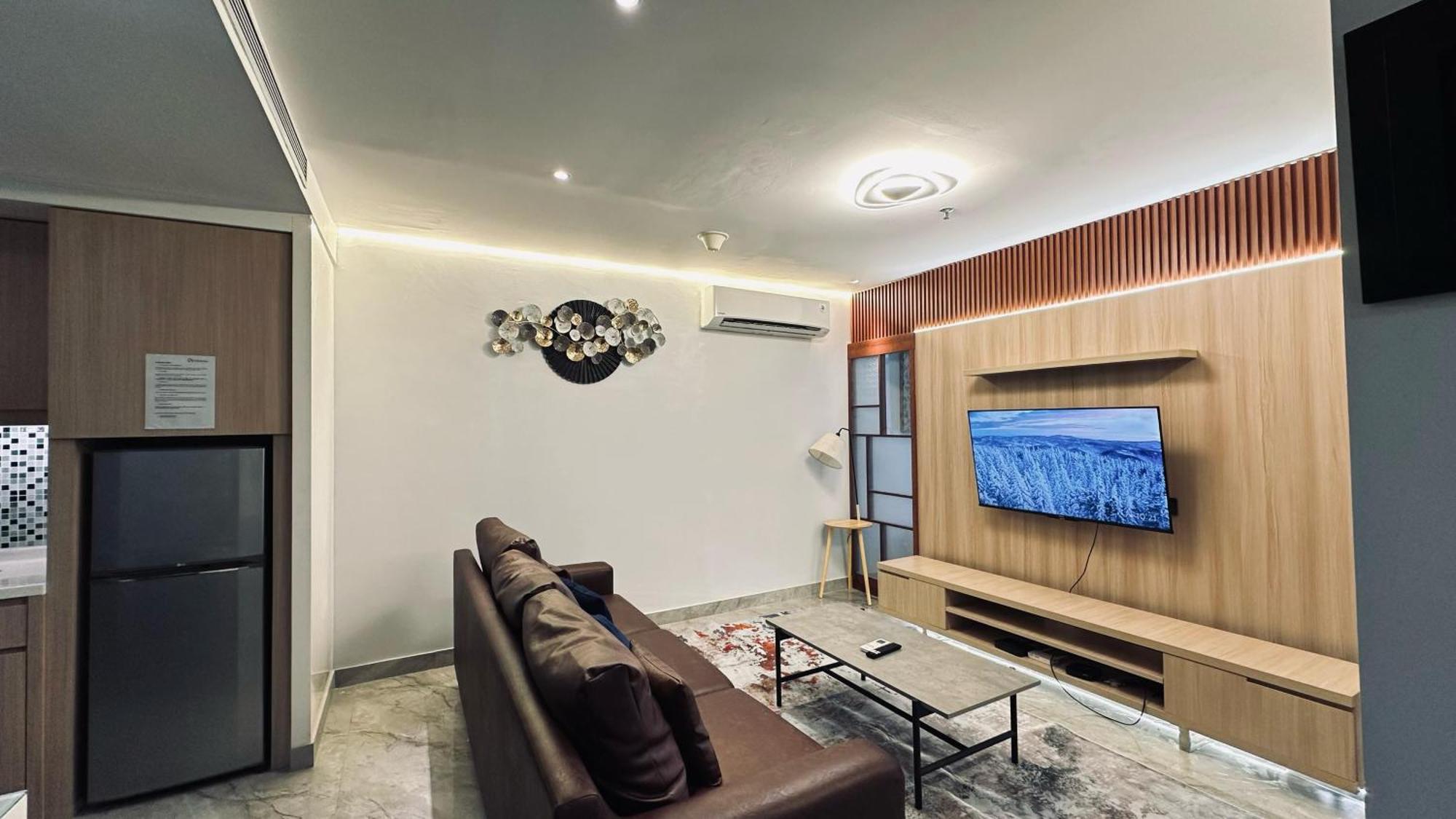 The H Tower Rasuna Suites Kuningan Jakarta By Villaloka Eksteriør billede